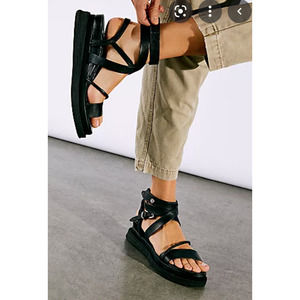 A.S. 98 Labos Strappy Wedge Sandals 37 Free People Black NEW
